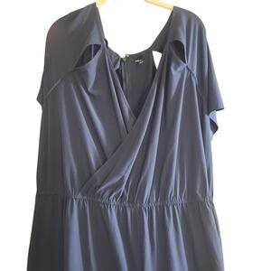 Plus Size Women's Navy Blue Wide Leg Jumpsuit with Belt size 26.